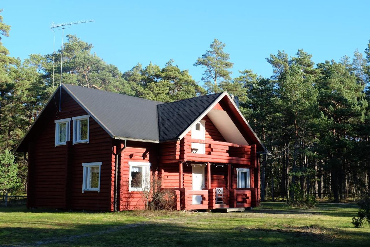 Tahkuna Puhkekeskus Hiiumaa Exterior photo