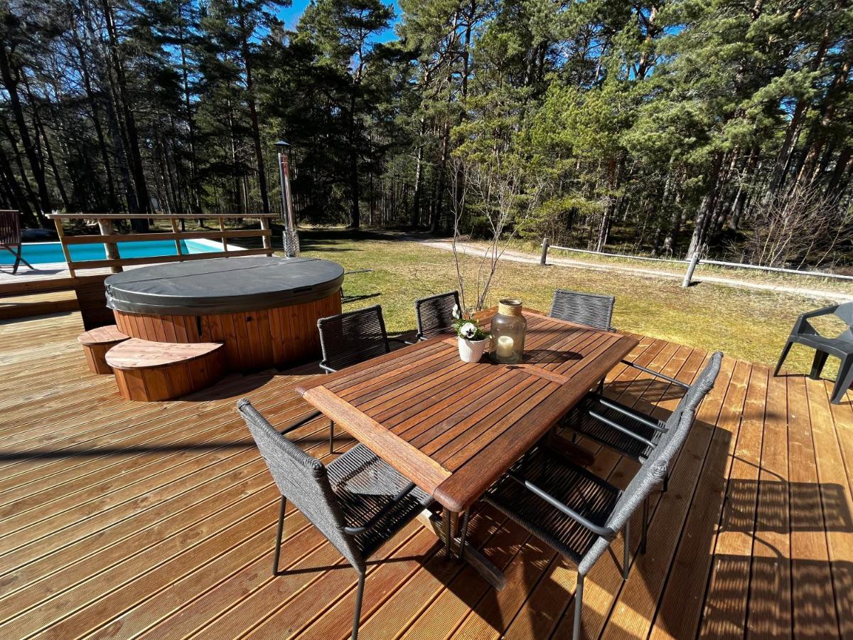 Tahkuna Puhkekeskus Hiiumaa Exterior photo